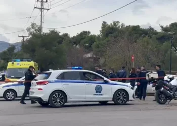 Atentati në Athinë, identifikohet edhe shoku i viktimave, dyshohet të jetë plagosur