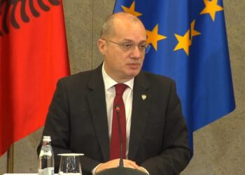 Hasani bën bilancin e vitit që po lëmë pas, zbulon objektivin e 2025: Të hapim të gjithë grup-kapitujt