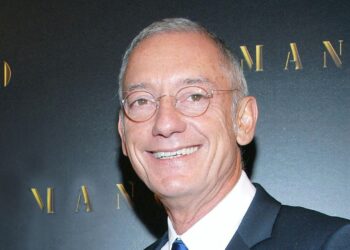 Nuk i mbijetoi dot aksidentit, ndërron jetë themeluesi i kompanisë së njohur të modës