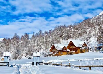 “The Mirror”: Shqipëria, vend ideal për t’u vizituar edhe gjatë dimrit