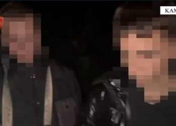 DETAJE / 15 vjeçari kanos me pistoletë 16 vjeçarin në Kamzë, arrestohet nga policia