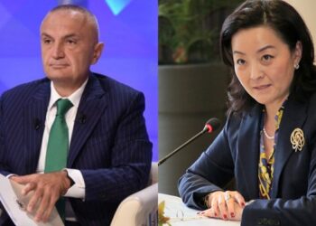 Ish-ambasadorja u shfaq krah Altin Dumanit, Meta tenton të replikojë nga qelia me Yuri Kim: Refuzuam të hamë bar