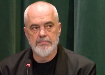 Takim me ish-punonjës të Policisë së Shtetit, Gardës dhe AMP-së, Rama jep lajmin e mirë: Do të rrisim fondin e pensioneve!