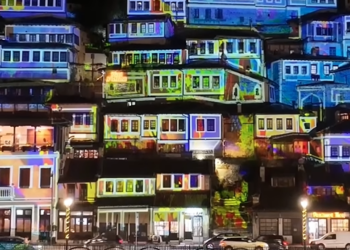 Magjia e dritave në qytetin e një mbi një dritareve, Rama ndan pamjet nga Berati