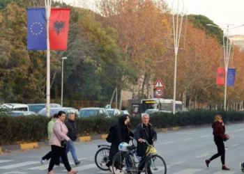 “Jemi ‘rregullatorët’ se sa shpejt hyni në BE”, Athina vendos kushte: Shqipërinë e mbështesim vetëm nëse…