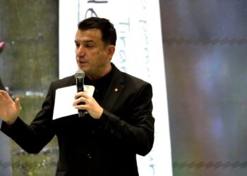 Buxheti 2025/ Veliaj: Ushqim falas për nxënësit e shkollave të Tiranës, subvencionim 100 për qind të abonesë për studentët