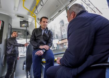 Buxheti për vitin 2025, Veliaj: Transport falas për të gjithë pensionistët në Tiranë, ja si do bëhet regjistrimi për abonenë
