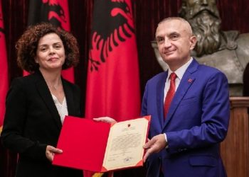 Pas sulmeve të Berishës, Marsida Xhaferllari dorëhiqet nga trupa gjykuese