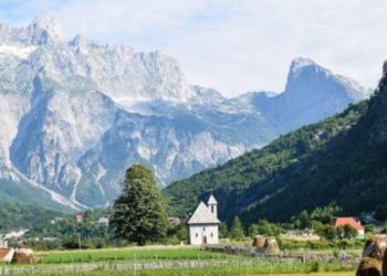 Miratohet ‘Paketa e Maleve’/ Kriteret për blerjen me 1 euro, 10 vite përjashtim nga tatim-taksat, pronësia dhe leja