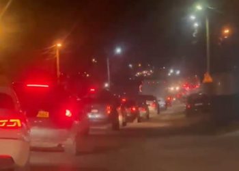 Trafik i rënduar në rrugën Librazhd-Elbasan, radhë e gjatë automjetesh në kthim drejt Tiranës