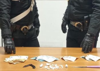 Po shisnin kokainë në festën tradicionale të zonës, arrestohen 2 adoleshentët shqiptarë në Itali