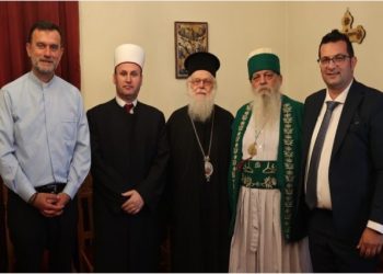 Gjendja shëndetësore e Kryepeshkopit Anastas, Këshilli Ndërfetar: I lutemi Zotit për shërim të shpejtë