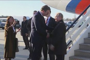 “Po e detyrojnë Serbinë të njohë Kosovën”, Rusia kërkon takim urgjent me Vuçiç