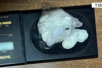 Me një pako kokainë në makinë, arrestohen dy të rinjtë në Tiranë, njëri prej tyre kishte thyer masën e “arrestit në shtëpi”