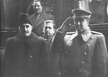 Zbulohet ditari i panjohur i Gjergj Dimitrovit: Jugosllavët kanë frikë se Stalini po ua heq Shqipërinë nga duart