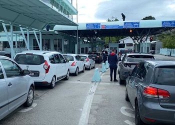 Largimi i emigrantëve pas festave! Fluks në pikat kufitare, 19 mijë qytetarë kanë kaluar në 24 orët e fundit