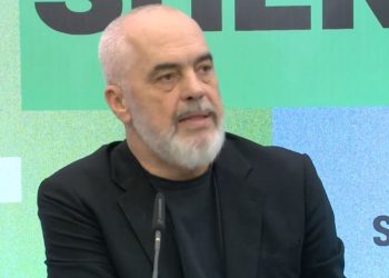 “QSUT të jetë shembull ekselence”, Rama: Një grup kriminelësh në Onkologjik shkaktuan një situatë dramatike