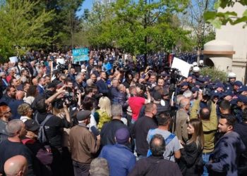 “Bllokuan rrugën dhe penguan qarkullimin”, nisin hetimet për Balliun, Blushin, Kalanë e Telitin