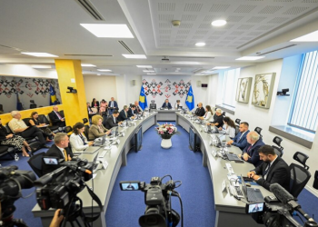 Qeveria e Kosovës miraton rritjen e pensioneve për kategoritë e luftës, kush përfiton
