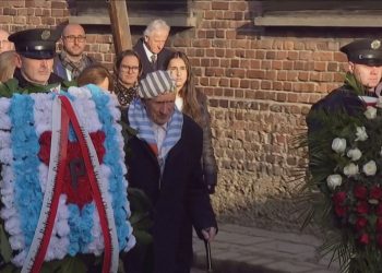 80 vite nga çlirimi i kampit të vdekjes, të mbijetuarit rikthehen në Aushvic