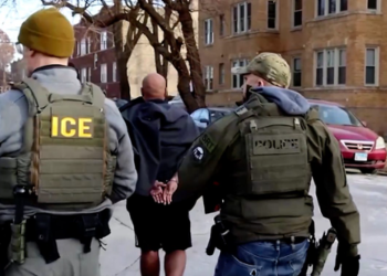 Zotimi i Trump për dëbimet masive, arrestohen 1000 emigrantë gjatë 1 dite në SHBA