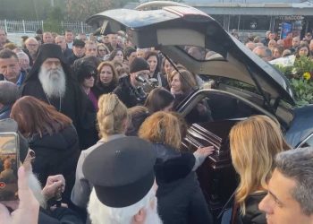Trupi i Kryepeshkopit Anastas mbërrin në Shqipëri, të enjten ceremonia mortore
