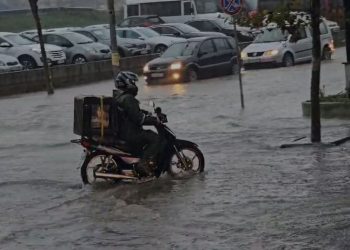 Banesa nën ujë dhe toka të përmbytura, Minsitria informon mbi situatën nga reshjet në Durrës