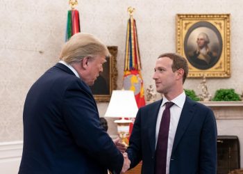 Mark Zuckerberg do t’i paguajë 25 milionë dollarë Donald Trump, zbardhet marrëveshja