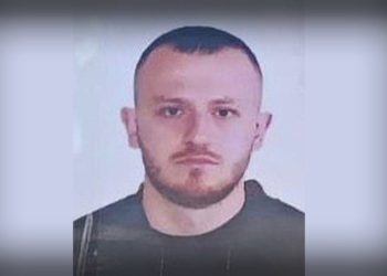Vrasja e Kristian Markut, autorët në arrati, i arrestuari kyç gojën kujt ia dha makinën