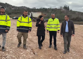 Balluku inspekton punimet e Fier-Kthesa e Patosit-Fratar: Lehtësojmë aksesin për banorët e Mallakastrës