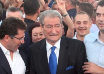 Trump nuk amniston fajtorët