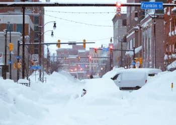 Moti ekstrem që ka mbërthyer SHBA-në, shkon në pesë numri i të vdekurve nga ngricat