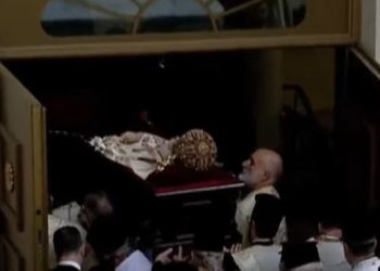 Përcillet për në banesën e fundit Kryepeshkopi Anastas, trupi i tij do të prehet në Kriptën e Katedrales “Ngjallja e Krishtit”