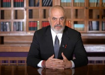 “Më kanë bërë drogaxhi dhe homoseksual”, Rama rendit akuzat: Fabrikime të katranit të madh