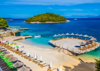 “Manchester Evening News”: Shqipëria ndër destinacionet kryesore për pushime në 2025