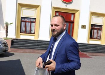 Valteri: Ilir Meta më i korruptuari dhe i përfshirë edhe në vrasje, në përgjimet e SKY ECC ka biseda…