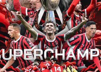 Përmbysje dramatike në minutën e fundit, Milan mund Interin dhe ngre Superkupën e Italisë