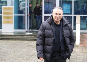 I pandehur për fshehje pasurie, deputeti i Partisë Demokratike, Asllan Dogjani paraqitet në GJKKO: Pres drejtësi!