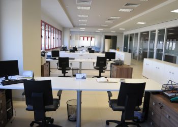 Pesë mijë vende të lira pune, Rama thirrje të rinjve të aplikojnë! Mënyra si mund të bëhen pjesë e administratës