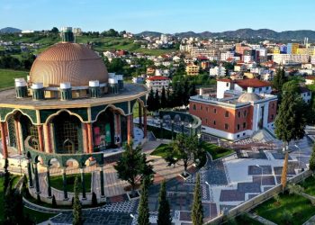 A do të ndërtojnë bektashinjtë shtetin e tyre? Gazetari: Është kërkuar prej kohësh, Rama po e realizon