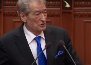 “Damian pusho se po flas unë, dhe ti ke pasur…”/ Berisha: Nuk është TikTok-u ‘rrugaçi, por Encrochat-i!