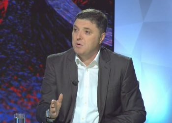 “Ilir Meta nuk mund të futet në listën e PD”, Çollaku i vendosur: Pa sens që parti ideologjikisht të majta të gjejnë vend tek e djathta