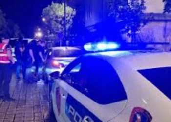 Panik në Berat! Të shtëna me armë drejt dy personave, policia “blindon” qytetin