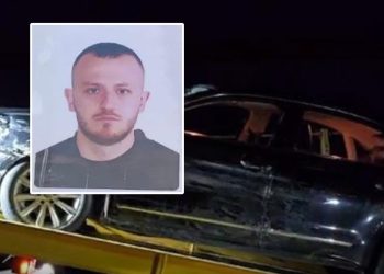 Vrasja e Kristjan Markut në Vlorë ende pa autor! Targa i ishte grabitur një polici ditën e ngjarjes