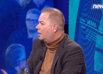 “Të rrinë me këmbë në tokë”, Kulluri: Asnjë nga partitë e reja nuk fiton dot vetëm!