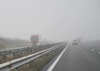 Probleme me qarkullimin e mjeteve në veri të vendit, ja akset ku mjegulla krijon vështirësi për shoferët