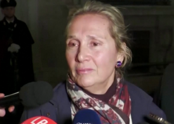 Arrestimi i gazetares italiane në Iran, flet nëna e saj: Kam besim tek qeveria e Melonit