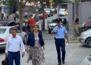 Goditja ndaj grupit të Suel Çelës, Apeli lë në burg ish-gjyqtaren, hiqet masa për një nga gazetarët