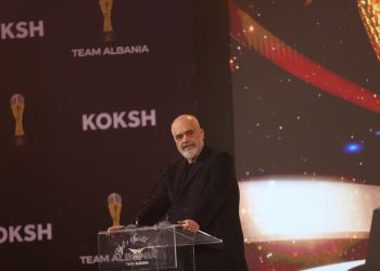 Kritika për Federaten e Atletikës, Rama: Bashkëpunoni, mos digjni jorganin për një plesht si karrigia