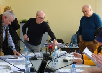 “Votoi një anëtar nga Vietnami dhe…”/ Zgjedhja e Drejtorit të RTSH i pavlefshëm, ja dy shkeljet e Këshillit Drejtues